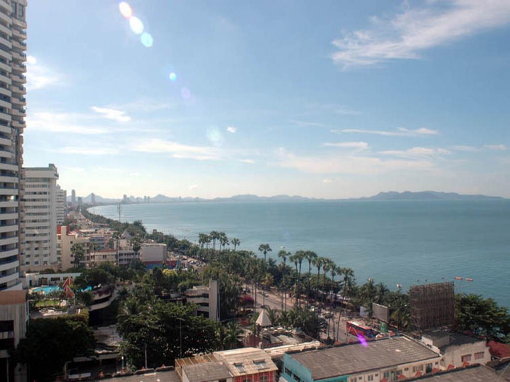 Apartments At View Talay Pattaya Extérieur photo